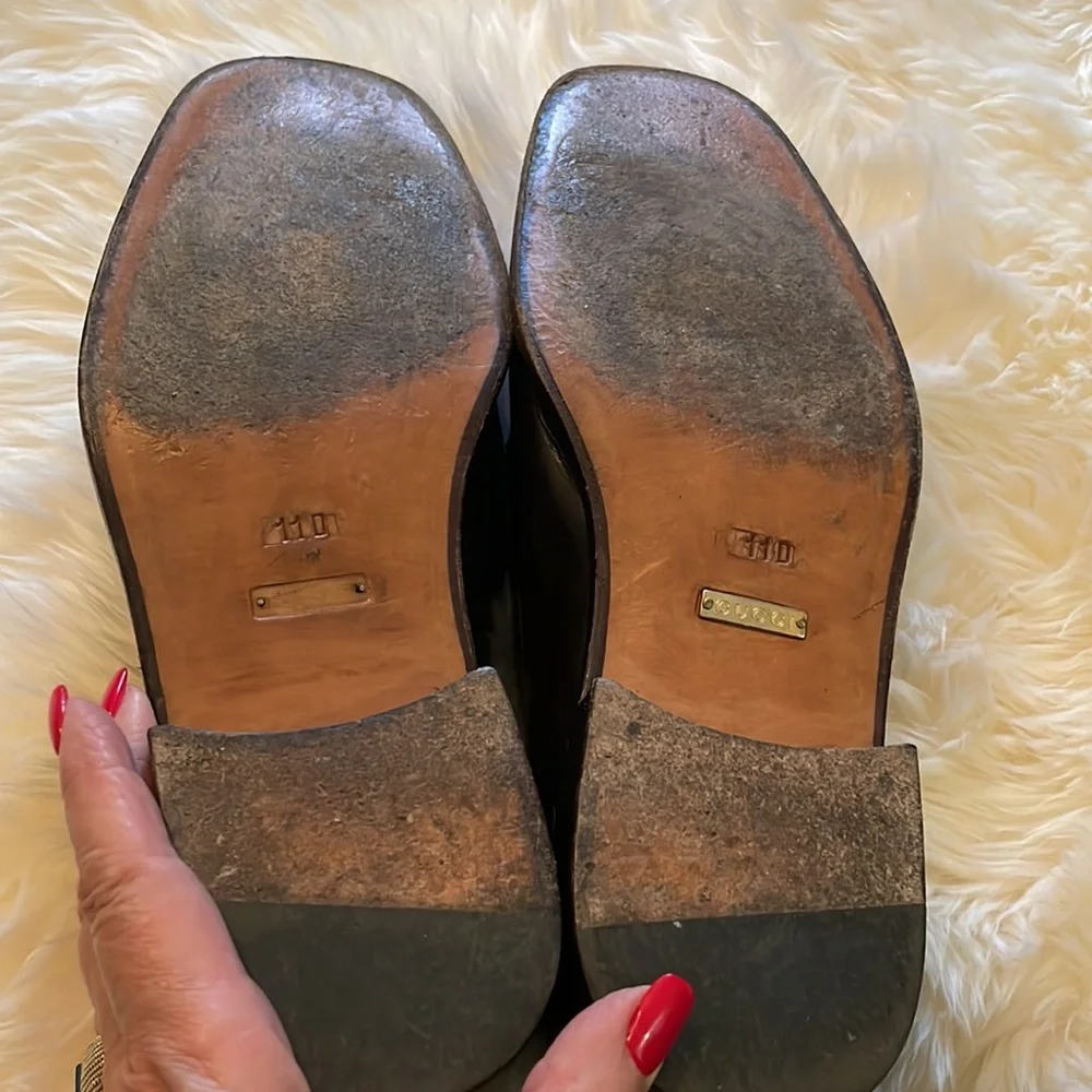 GUCCI Darkest Brown Leather Loafers